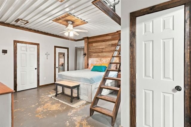1792 Stockold Road, Sealy, TX 77474