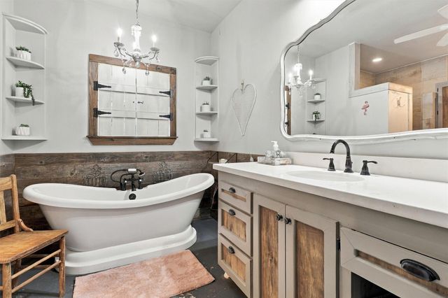 1792 Stockold Road, Sealy, TX 77474