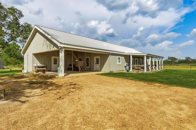 1792 Stockold Road, Sealy, TX 77474