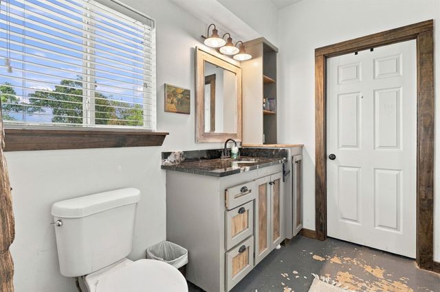 1792 Stockold Road, Sealy, TX 77474