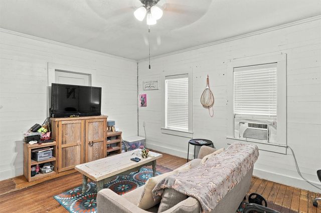 1792 Stockold Road, Sealy, TX 77474