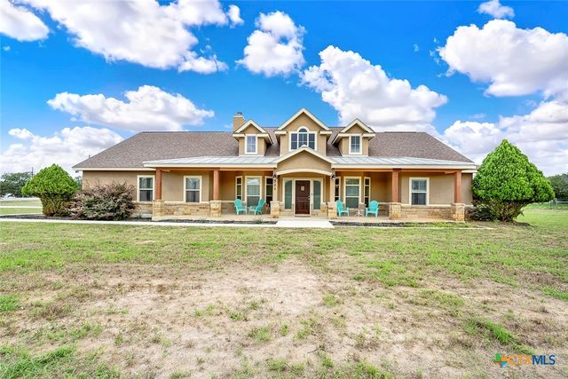 300 Rose Meadow Drive, La Vernia, TX 78121