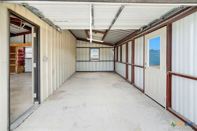 300 Rose Meadow Drive, La Vernia, TX 78121
