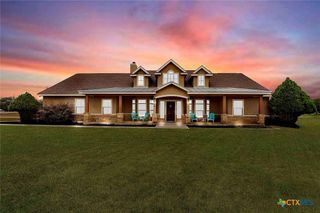 300 Rose Meadow Drive, La Vernia, TX 78121