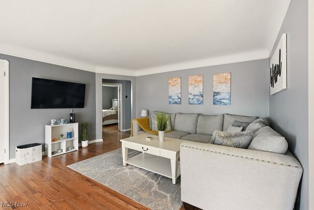 6475 Anita Drive, Parma Heights, OH 44130