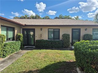 3913 SE 11th PL # 4, Cape Coral, FL 33904