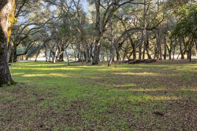 11 Arroyo Sequoia, Carmel Valley, CA 93923