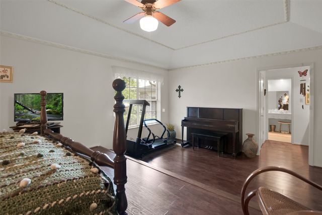 612 Ambassador Street, Denison, TX 75020