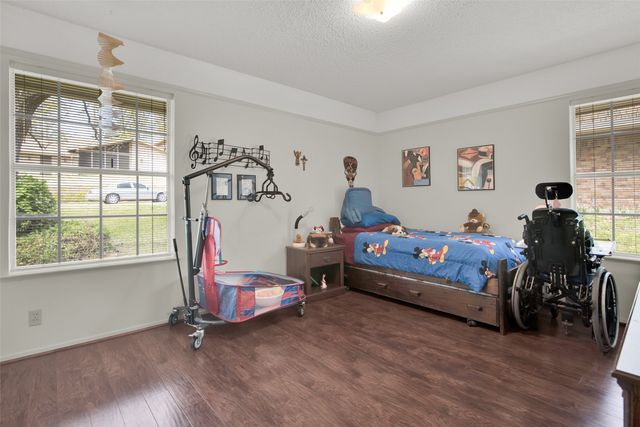 612 Ambassador Street, Denison, TX 75020