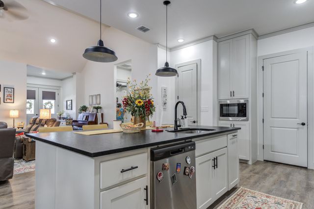 7605 53rd Street, Lubbock, TX 79407