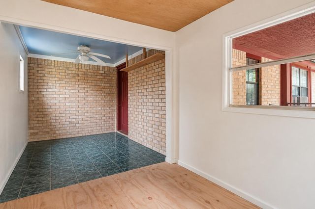 1304 Denison Avenue, Cleveland, TX 77327