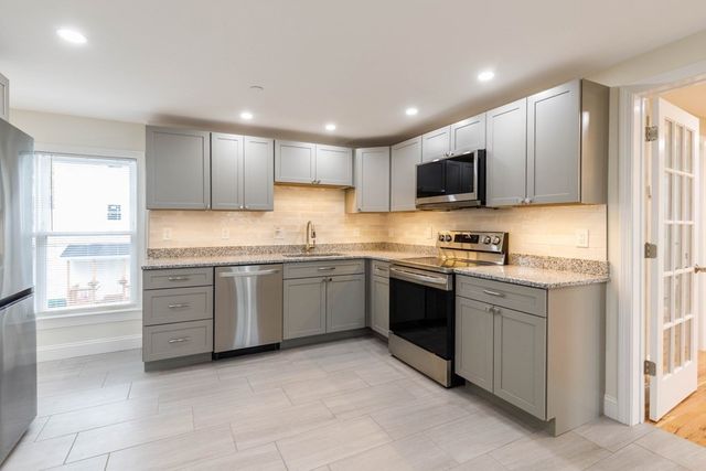 32 Pearl Street 2, Leominster, MA 01453