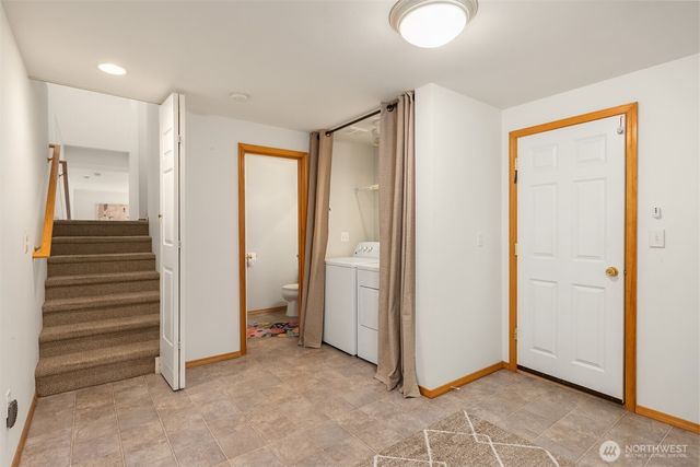 17725 Baywatch Court NE, Poulsbo, WA 98370