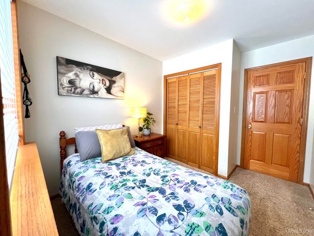 328 Fernwood Drive, Marquette, MI 49855