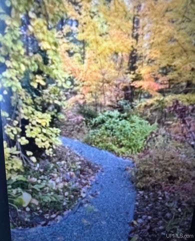 328 Fernwood Drive, Marquette, MI 49855