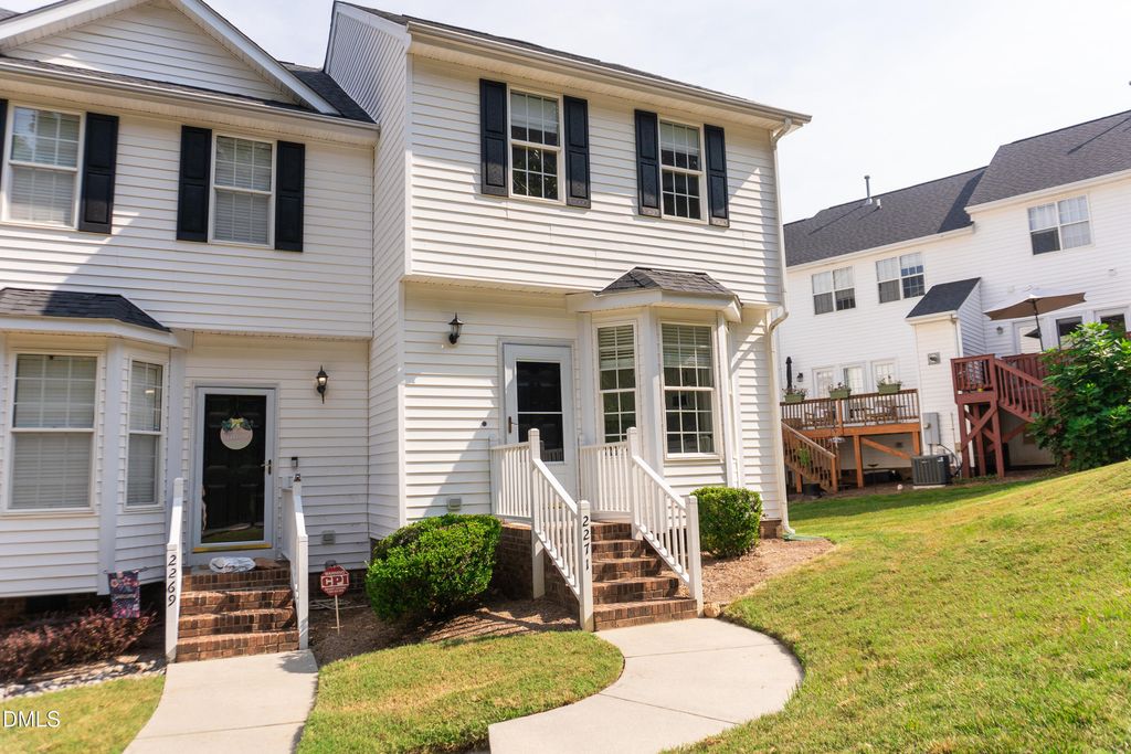 2271 Trailwood Valley Circle, Raleigh, NC 27603