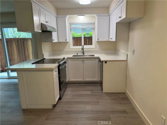 2210 Clark Lane 2, Redondo Beach, CA 90278