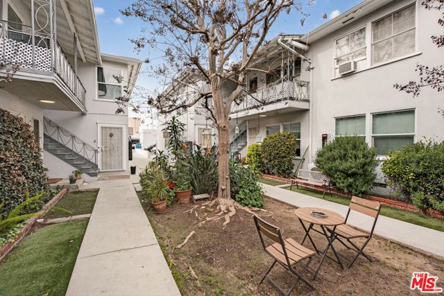 5227 Corteen Place, Valley Village, CA 91607