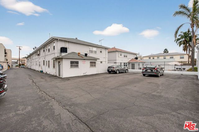 5227 Corteen Place, Valley Village, CA 91607