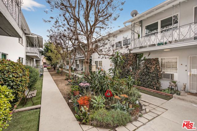 5227 Corteen Place, Valley Village, CA 91607