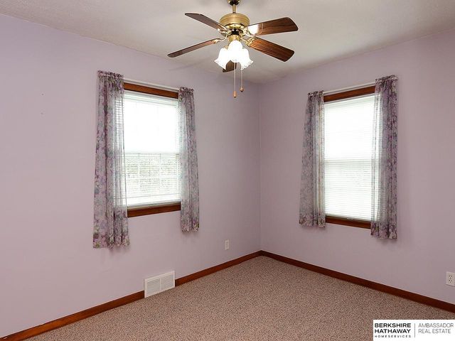 15709 S 180th Street, Springfield, NE 68059