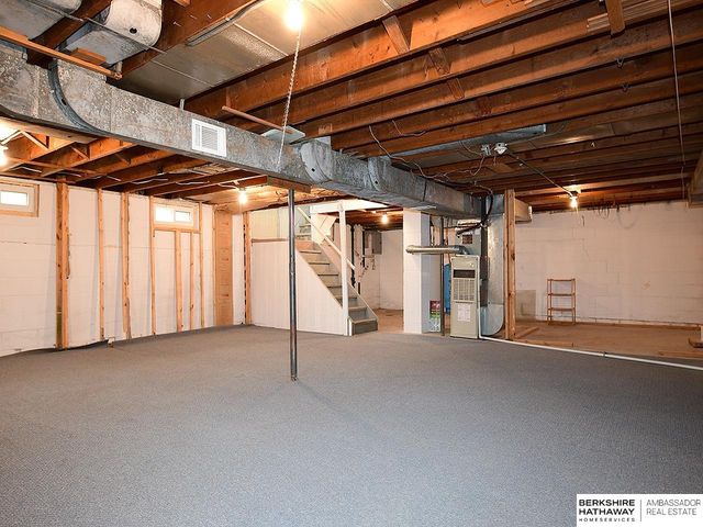 15709 S 180th Street, Springfield, NE 68059