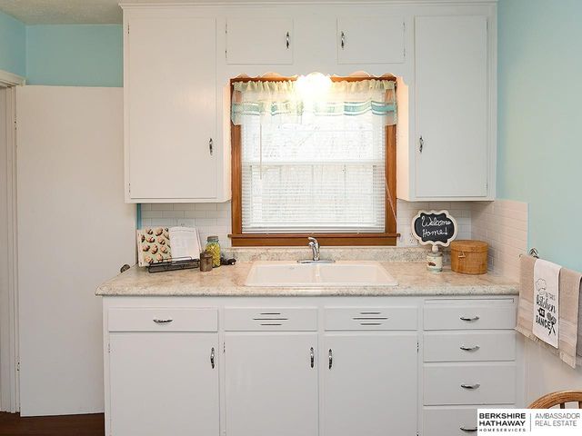 15709 S 180th Street, Springfield, NE 68059