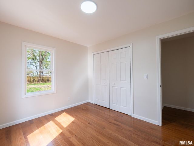 6517 W LAMOINE Street, Peoria, IL 61604