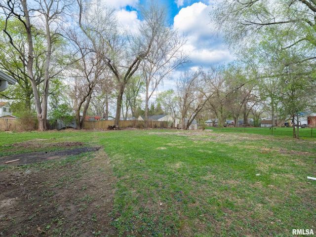 6517 W LAMOINE Street, Peoria, IL 61604