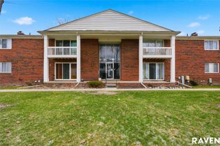 42450 Sheldon Place 212, Clinton Charter Township, MI 48038