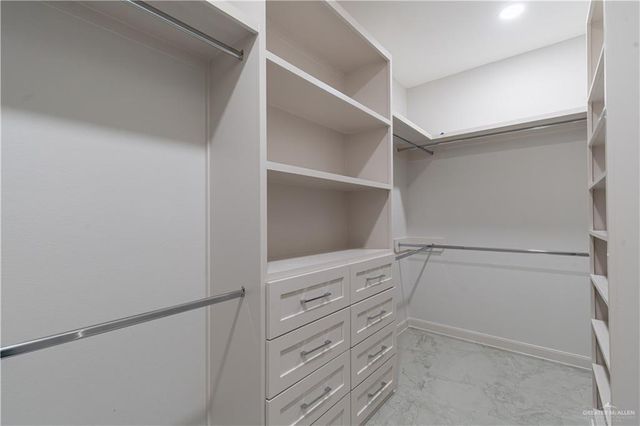 905 Azalea Street, Mission, TX 78573