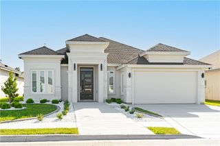 905 Azalea Street, Mission, TX 78573