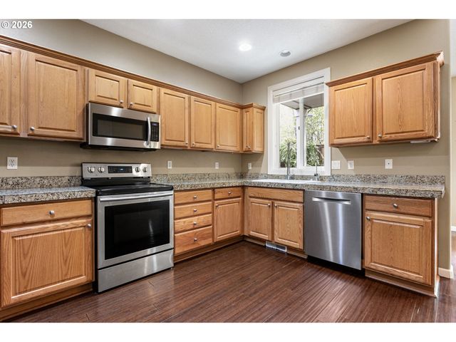 16010 Se TALLINA Dr, Damascus, OR 97089