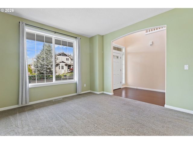 16010 Se TALLINA Dr, Damascus, OR 97089