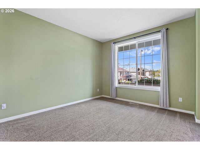 16010 Se TALLINA Dr, Damascus, OR 97089