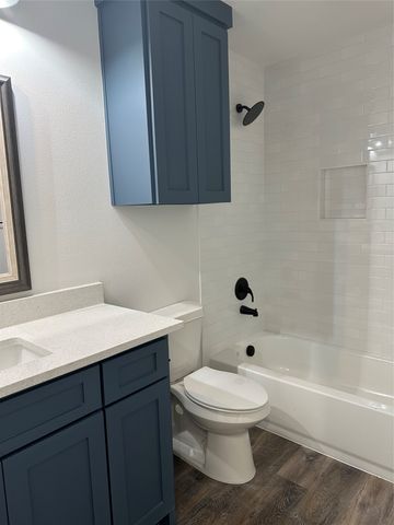 803 Sam Houston Street, Rockwall, TX 75087