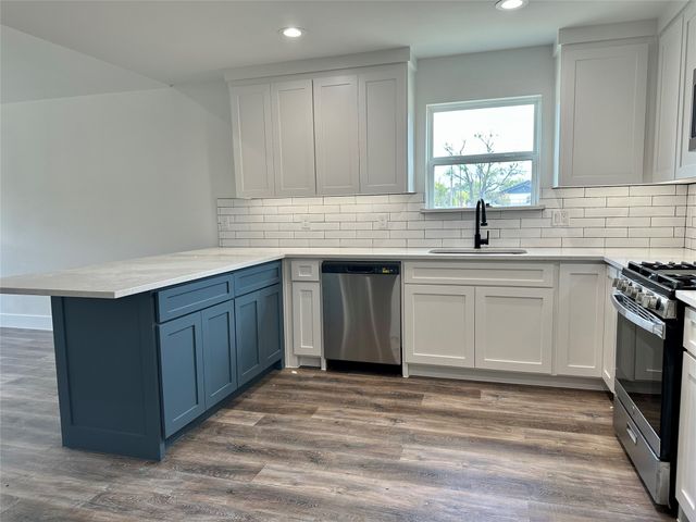 803 Sam Houston Street, Rockwall, TX 75087