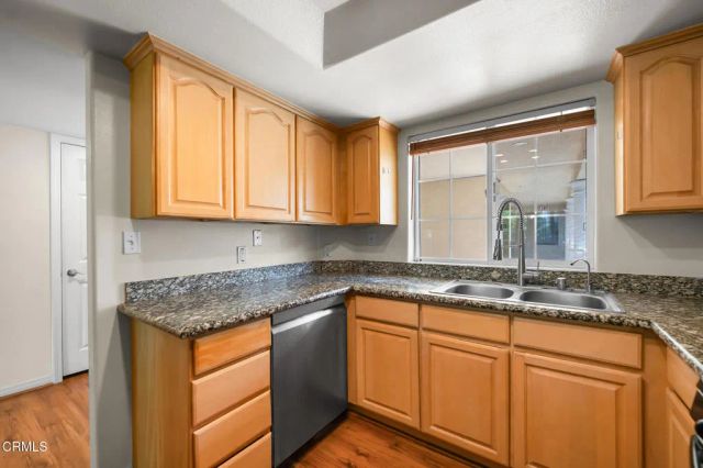 530 W Stocker 206, Glendale, CA 91202