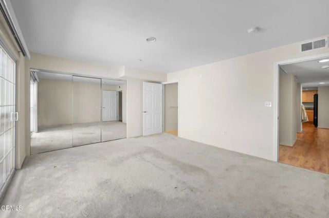 530 W Stocker 206, Glendale, CA 91202
