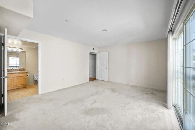 530 W Stocker 206, Glendale, CA 91202