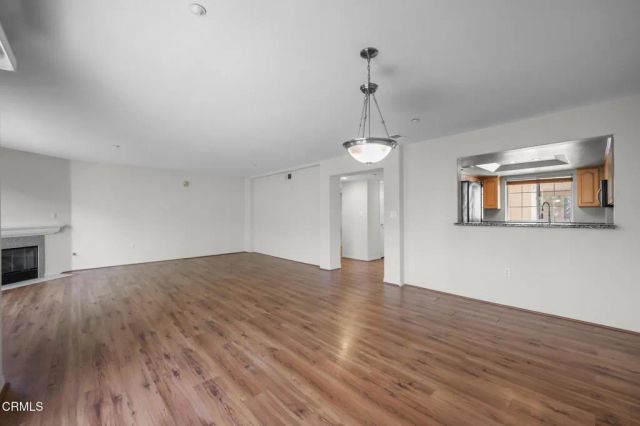 530 W Stocker 206, Glendale, CA 91202