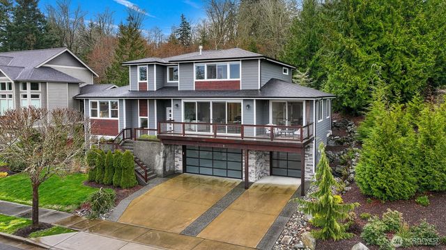 921 Whitewater Drive, Bellingham, WA 98229