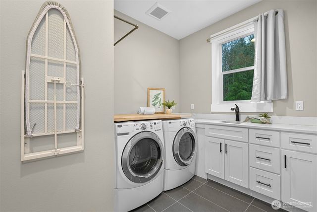 921 Whitewater Drive, Bellingham, WA 98229