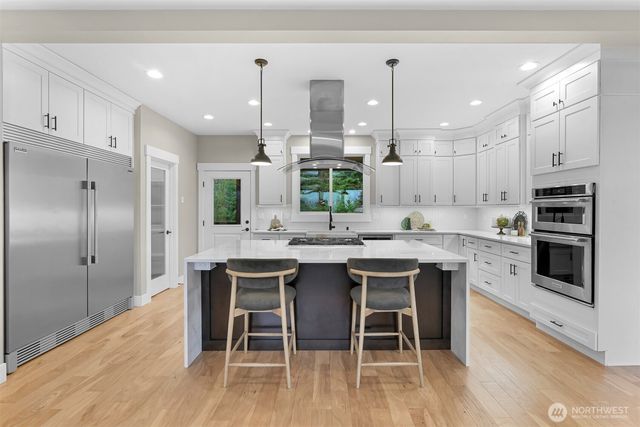 921 Whitewater Drive, Bellingham, WA 98229