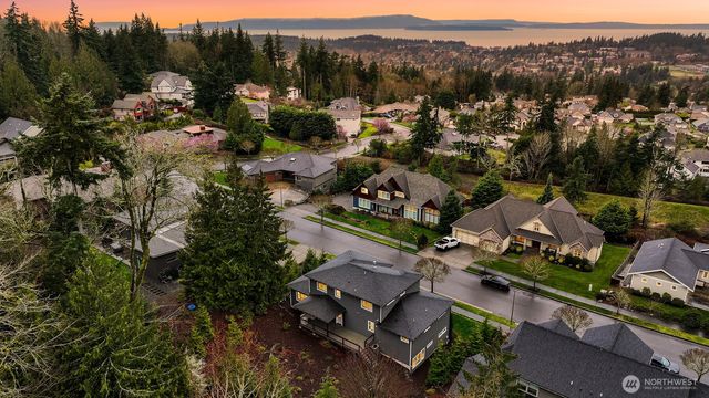 921 Whitewater Drive, Bellingham, WA 98229