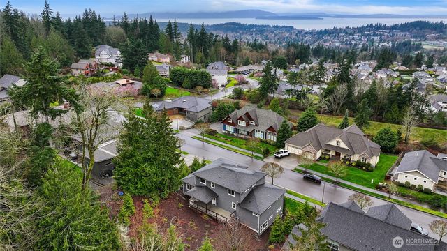 921 Whitewater Drive, Bellingham, WA 98229