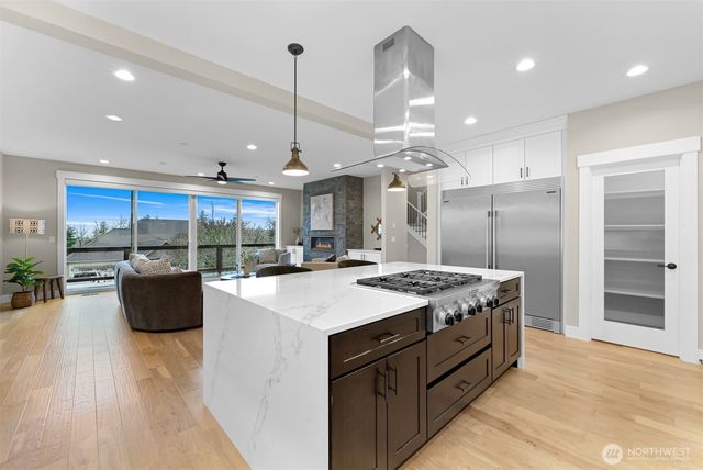 921 Whitewater Drive, Bellingham, WA 98229