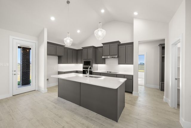 2361 Oak Knoll Drive, Palmer, TX 75152