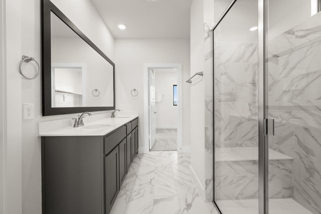 2361 Oak Knoll Drive, Palmer, TX 75152