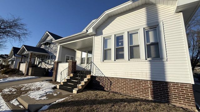 2606 Olive STREET, Racine, WI 53403